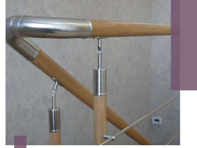 Комбинированные перила на заказ в Воронеже — монтаж и производство