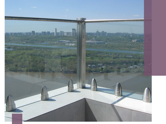 Стеклянные парапеты премиум класса в Воронеже для домов и бизнесов